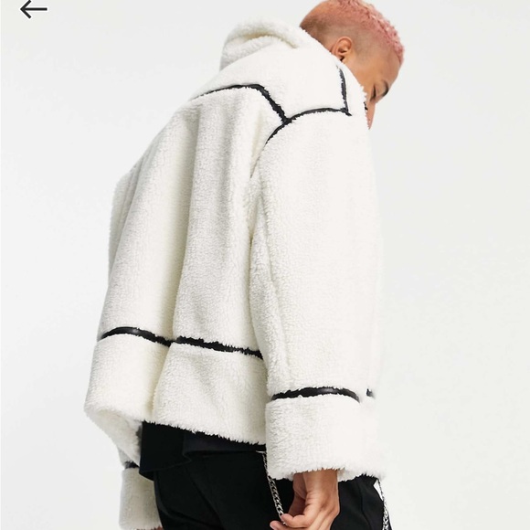 ASOS DESIGN Oversized Sherpa Jacket - Picture 4 of 8